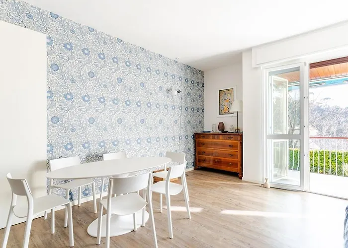 Sea View With Private Garden Lägenhet